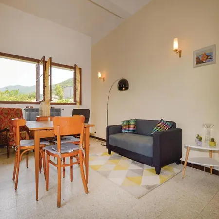 Two-bedroom In Aqua Doria Apartment *
